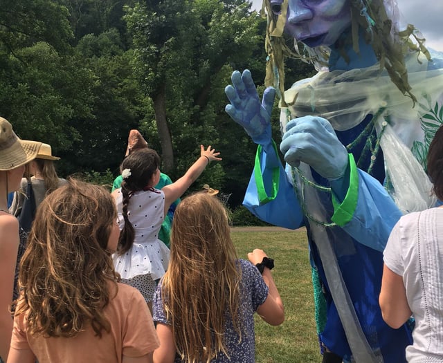 Goddess of the Wye visits Redbrook for 'riversong' event